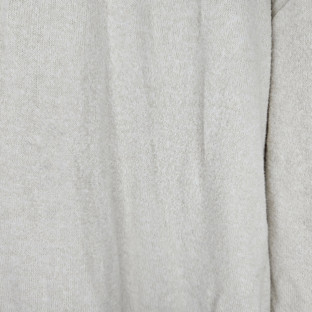 Express One Eleven Lightweight V-Neck Cream Sweater Sz S - Picture 5 of 7